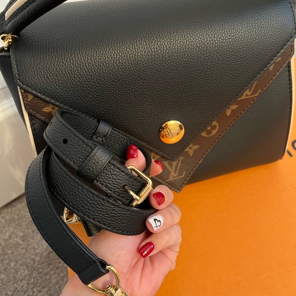 LV bag - Picture 10 of 12